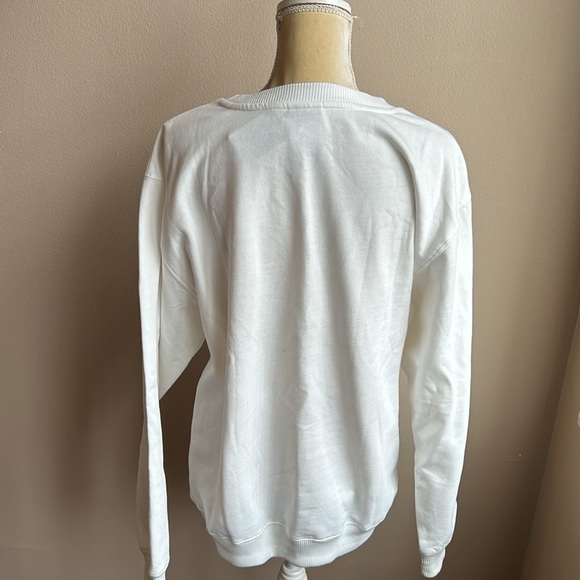 Hello Kitty Sweatshirt “Always Be Kind” Teddy Bear Apple Sanrio LongSleeve - Picture 4 of 4